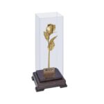 تندیس گل رز غنچه